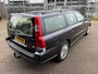 Volvo V70 2.5T MOMENTUM
