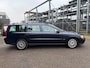 Volvo V70 2.5T MOMENTUM