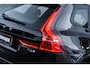 Volvo XC60 T6 Plug-in hybrid AWD Plus Dark | Stoel-/Stuurverwarming | Adaptive Cruise Control | 360 Camera | Dodehoekdetectie | Stoelverwarming achter | Keyless Entry | Schuif-/Kanteldak | Apple Carplay |