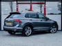 Volkswagen Tiguan 1.5 TSI ACT Highline Business R | DEMO | Matrix LED | Head-Up | Camera | Navigatie | Stoelverwarming | Climate Control | Adaptieve Cruise Control ACC | Metallic Lak | Elektrische Klep | Parkeer Assistent |