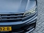 Volkswagen Tiguan 1.5 TSI ACT Highline Business R | DEMO | Matrix LED | Head-Up | Camera | Navigatie | Stoelverwarming | Climate Control | Adaptieve Cruise Control ACC | Metallic Lak | Elektrische Klep | Parkeer Assistent |
