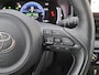 Toyota Yaris 1.5 Hybrid 115 Dynamic Comfort Pack STUUR- EN STOELVERWARMING PARKEERSENSOREN RCTA BLIND SPOT ELEK. INKLAPBARE BUITENSPIEGELS