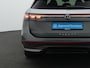 Volkswagen Passat Variant 1.5 eHybrid 272 pk DSG R-Line Edition | Panoramdak | Leder | Geheugenstoel-/massagestoelen | Adaptief onderstel | Rondomzicht camera | Stoelventilatie