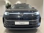 Volkswagen Tiguan 1.5 eTSI Life Edition 150 PK | Apple Carplay | Panoramadak | Trekhaak | Stoelverwarming | Dodehoeksensoren | Stuurwielverwarming | Achteruitrijcamera | Park Assist | Sfeerverlichting | 19'' Lichtmetalen Catania Velgen | Elektrische Achterklep | Rijstrookhulp | Adaptive Cruise Control | Elektrische Lendensteun |