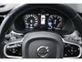 Volvo XC60 2.0 T5 R-Design | Luchtvering | Harman Kardon Audio | Keyless Entry | Achteruitrijcamera | Head-up Display | Panoramadak | LED Koplampen Adaptief | BLIS | Cruise Control Adaptief | Trekhaak