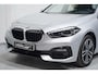 BMW 1-Serie 118i Business Edition NAP Sportstoelen Leder/stof Led koplampen Apple Carplay PDC v+A
