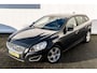 Volvo V60 1.6 T4 Kinetic I Cruise Control I Trekhaak I Climate Control I Navi I Automaat I Volledig onderhouden