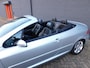 Peugeot 307 CC 2.0-16V NETTE AUTO! LEER! CRUISE! CLIMA! 4 SEIZOENEN BANDEN! LM VELGEN!