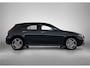 Mercedes-Benz A-klasse 250 e Business Solution AMG | Nightpakket | Smartphone-integratie | Panoramaschuifdak | Multibeam LED | Stoelverwarming voor | Sfeerverlichting | KEYLESS-GO |