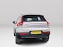Volvo XC40 B4 Plus Dark Modeljaar 2026 | Parkeercamera | Harman Kardon | Stoel- en Stuurverwarming | Trekhaak