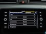 Volkswagen Passat GTE 1.4 TSI 218 PK PHEV Business | LED Matrix IQ | Trekhaak | DCC | Adaptieve Cruise Control | Stoel & Stuurverwarming |