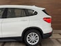BMW X1 SDrive20i Centennial High Executive | Leer | Navigatie | HUD