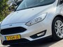 Ford Focus Wagon 1.0 Titanium 125pk - Moondust Silver - Rijassistensystem/Cruise/Clima