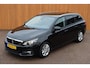 Peugeot 308 SW 1.2 P.T.Blue L. Executive org.NL panoramadak trekhaak