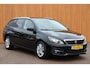 Peugeot 308 SW 1.2 P.T.Blue L. Executive org.NL panoramadak trekhaak