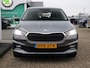 Skoda Fabia 1.0 TSI 95pk Selection | Navigatie via Apple Carplay / Android Auto | Parkeersensoren achter | Cruise control | DAB radio |