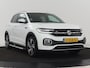 Volkswagen T-Cross 1.0 TSI R Line | Stoelverwarming | Keyless | Virtual Cockpit | Carplay | Trekhaak | Adaptive cruise | Park Assist | Full LED | Dodehoek detectie | Climate control