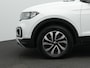 Volkswagen T-Cross 1.0 TSI 95 pk Active | Achteruitrijcamera | Stoelverwarming | Adaptive Cruise | Navigatie