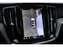 Volvo S60 2.0 B4 Plus Bright | Nappa Leder met stoelventilatie | Trekhaak | Premium Audio by Harman Kardon | Visual Park Assist | Verwarmbare voorstoelen | Elek. bedienbare voorstoelen met geheugen | Driver Assistance | Panoramadak | Verwarmbaar stuurwiel | Adaptieve cruise control met Pilot Assist | Blis | Google Maps | Google Assistant | Apple Carplay | Keyless | Verwarmbare achterbank | 18 Inch |
