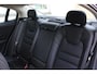 Volvo S60 2.0 B4 Plus Bright | Nappa Leder met stoelventilatie | Trekhaak | Premium Audio by Harman Kardon | Visual Park Assist | Verwarmbare voorstoelen | Elek. bedienbare voorstoelen met geheugen | Driver Assistance | Panoramadak | Verwarmbaar stuurwiel | Adaptieve cruise control met Pilot Assist | Blis | Google Maps | Google Assistant | Apple Carplay | Keyless | Verwarmbare achterbank | 18 Inch |