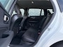 Volvo V60 2.0 B3 Business Pro | Adaptive cruise control | Stoel- en stuurverwarming | Parkeersensoren voor + achter | Achteruitrijcamera | Voorruitverwarming | Dode hoek detectie BLIS | 17" velgen |