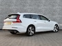 Volvo V60 2.0 B3 Business Pro | Adaptive cruise control | Stoel- en stuurverwarming | Parkeersensoren voor + achter | Achteruitrijcamera | Voorruitverwarming | Dode hoek detectie BLIS | 17" velgen |