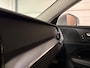 Volvo V60 B3 Aut. Business Edition Stoel en Stuurwielverwarming | Parkeercamera | Parkeersensoren voor+achter | 17 Inch | Cruise Control | Climate Control L+R | DAB Radio | Apple Carplay/Android Auto | Volvo On Call met mobiele App functie |