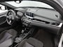 BMW X1 sDrive18i High Executive | AUTOMAAT | PANORAMADAK | HEAD-UP DISPLAY | STOELVERWARMING | ACHTERUITRIJCAMERA | TREKHAAK | ELEKTRISCHE ACHTERKLEP |