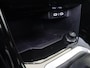 Volkswagen T-Roc 1.0 TSI R-Line | Achteruitrijcamera | Parkeerassistent | Black style | Digital cockpit Pro | Adaptieve cruise control | Navigatie | CarPlay |