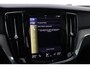 Volvo V60 Cross Country B5 AWD Pro | Massage | Head-Up | Panoramadak | ACC | Trekhaak | BLIS