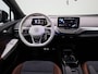 Volkswagen ID.4 First 77 kWh 204 PK | Navigatie | Camera | Stoelverwarming | Adaptive cruise control | Parkeersensoren | Climate control |