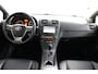 Toyota Avensis 2.0 VVTi Executive Business | Lederen bekleding | Achteruitrijcamera | Trekhaak | Electrische stoelverstelling |