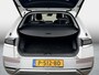 Hyundai Ioniq 5 Lounge 73kWh / 3 fase / NL Auto / Fabrieksgarantie / Panorama / Relax Seats / Ventilatie en verwarming in de stoelen / V2L Connector / 360 camera / Adaptive cruise control / Apple carplay & Android / BOSE / Memory /
