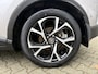 Toyota C-HR 1.8 Hybrid Bi-Tone Plus | Stuur+stoelverwarming | JBL | Sensoren