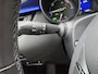 Toyota C-HR 1.8 Hybrid Bi-Tone Plus | Stuur+stoelverwarming | JBL | Sensoren