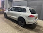 Volkswagen Touareg 3.0 TDI Highline | Panoramadak | Vol-Leder | Trekhaak | Stoelverwarming | Getint Glas