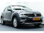 Volkswagen T-Roc 1.5 150Pk TSI Sport. Virt Cockpit, Camera, Elek Klep, Stoel&StuurVerw, Haak 1500kg