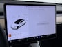 Tesla Model 3 SR Plus 325PK Lmv 18" AutoPilot FSD-3 Leder Pano-dak Adaptive-Cruise Camera's Elektr.-Stuur+Stoelen+Spiegels+Geheugen+Easy-Entry+Verwarmde stoelen Park assistent Pdc WIFI Lane-Assist Speed-Assist Navi LED Comfortstoelen ACC DAB Voorverwarmen interieur via App Keyless One-Pedal-Drive 1e Eigenaar Origineel Nederlandse Auto