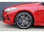 BMW 1-Serie 118i M-sport | panoramadak | head-up | harmankardon | achteruitrijcamera | sfeerverlichting | M sportstoelen