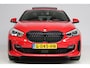 BMW 1-Serie 118i M-sport | panoramadak | head-up | harmankardon | achteruitrijcamera | sfeerverlichting | M sportstoelen