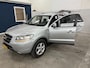 Hyundai Santa Fe 2.7i V6 4WD Style / 7 PERSN / AUTOMAAT / DEALER ONDERHOUDEN