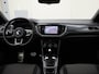 Volkswagen T-Roc 1.5TSI/150PK DSG R-line · Panoramadak · Camera · Navigatie · Apple/Android Car Play · Garantie t/m 25-03-2026 of 100.000km
