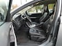 Volvo XC60 2.0T AUT Kinetic Xenon / Leer / Navi / Cruise control