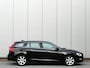 Volvo V60 T2 AUT Momentum Trekhaak / Xenon / Navi / Cruise control
