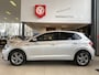 Volkswagen Polo 1.0 TSI R-Line Automaat, Navigatie,Virtual Cockpit,Adaptive Cruise control,Spraakbediening,Achteruitrijcamera,Parkeersensoren rondom/Apple carplay,Stoelverwarming,LED grill/IQ.light,Climate control,Draadloze Telefoonlader,DAB,17''Lichtmetalen Velgen