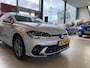 Volkswagen Polo 1.0 TSI R-Line Automaat, Navigatie,Virtual Cockpit,Adaptive Cruise control,Spraakbediening,Achteruitrijcamera,Parkeersensoren rondom/Apple carplay,Stoelverwarming,LED grill/IQ.light,Climate control,Draadloze Telefoonlader,DAB,17''Lichtmetalen Velgen