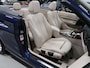 BMW 2-Serie Cabrio 220i Sport Automaat Airco-ecc Trekhaak afneembaar Navigatie Sportstoelen Leer Beige Diepzeeblauw Sportvelgen 17 in Nieuwstaat