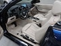 BMW 2-Serie Cabrio 220i Sport Automaat Airco-ecc Trekhaak afneembaar Navigatie Sportstoelen Leer Beige Diepzeeblauw Sportvelgen 17 in Nieuwstaat