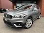 Suzuki S-Cross 1.0 Boosterjet Stijl // KEYLESS // LED // NAVI + CARPLAY // CAMERA // CRUISE // TREKHAAK!!