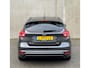 Ford Focus 1.0 ST-Line 125pk 5D 2017 Grijs NAP|NWE APK|PDC
